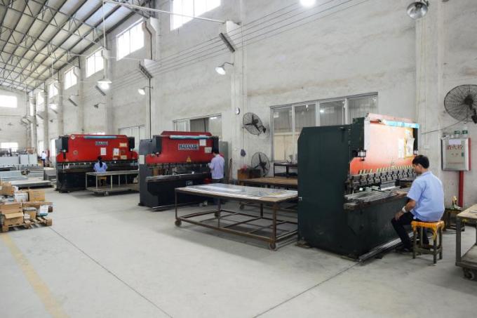 Guangzhou Yixue Commercial Refrigeration Equipment Co., Ltd. fabriek productielijn 0
