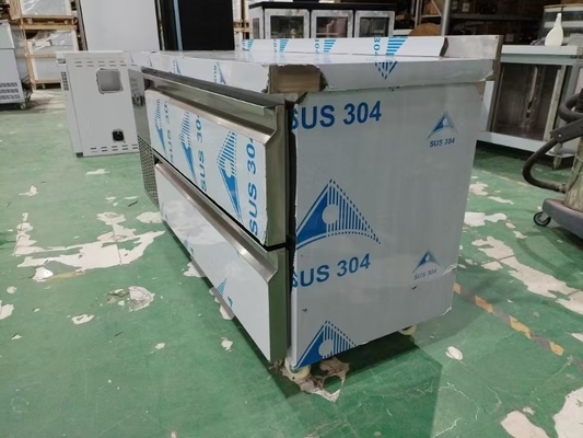 Gepersonaliseerde commerciële koelkast vriezer 60 " Undercounter koelkast w / 2 laden 115v 304 zilver
