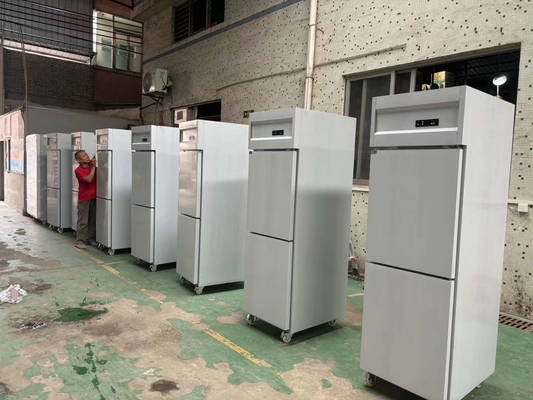 Keuken Verticale koelkast met 14 bakjes binnen Commerciële bakkerij apparatuur Guangzhou Equipment fabrikant