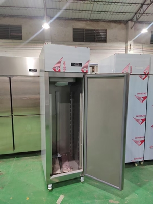 Keuken Verticale koelkast met 14 bakjes binnen Commerciële bakkerij apparatuur Guangzhou Equipment fabrikant