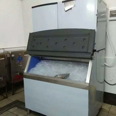 Guangzhou productie 500 kg tot 1000 kg Commerciële ijsblokjes maker machine met CE ventilator koeling Voor ijs fabriek en club