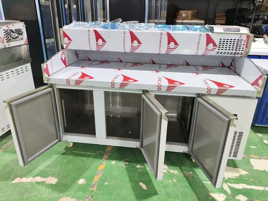 1.8M Salad werktafel 3 deuren onder de toonbank gekoelde pizza bereiding tafel met top display